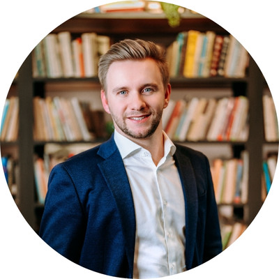 Startseite Roman Synowiec – Prokurist / Direktor für E-Commerce, Marketing und IT