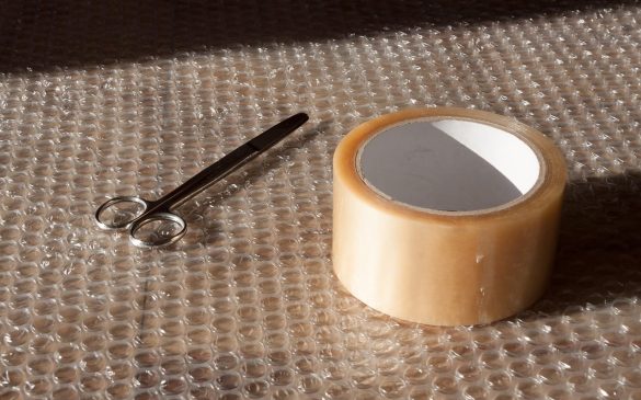 Jakie są rodzaje folii opakowaniowych i do czego najlepiej je stosować?